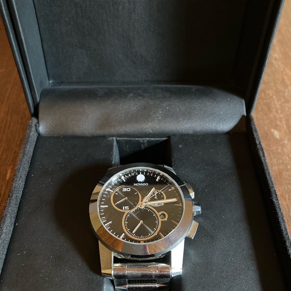 Movado Vizio Watch - Picture 4 of 13